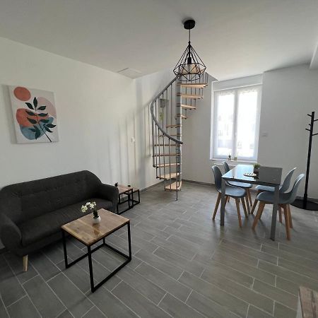 180B - Duplex T2 Tout Confort - Wifi Netflix Le Gond-Pontouvre Dış mekan fotoğraf