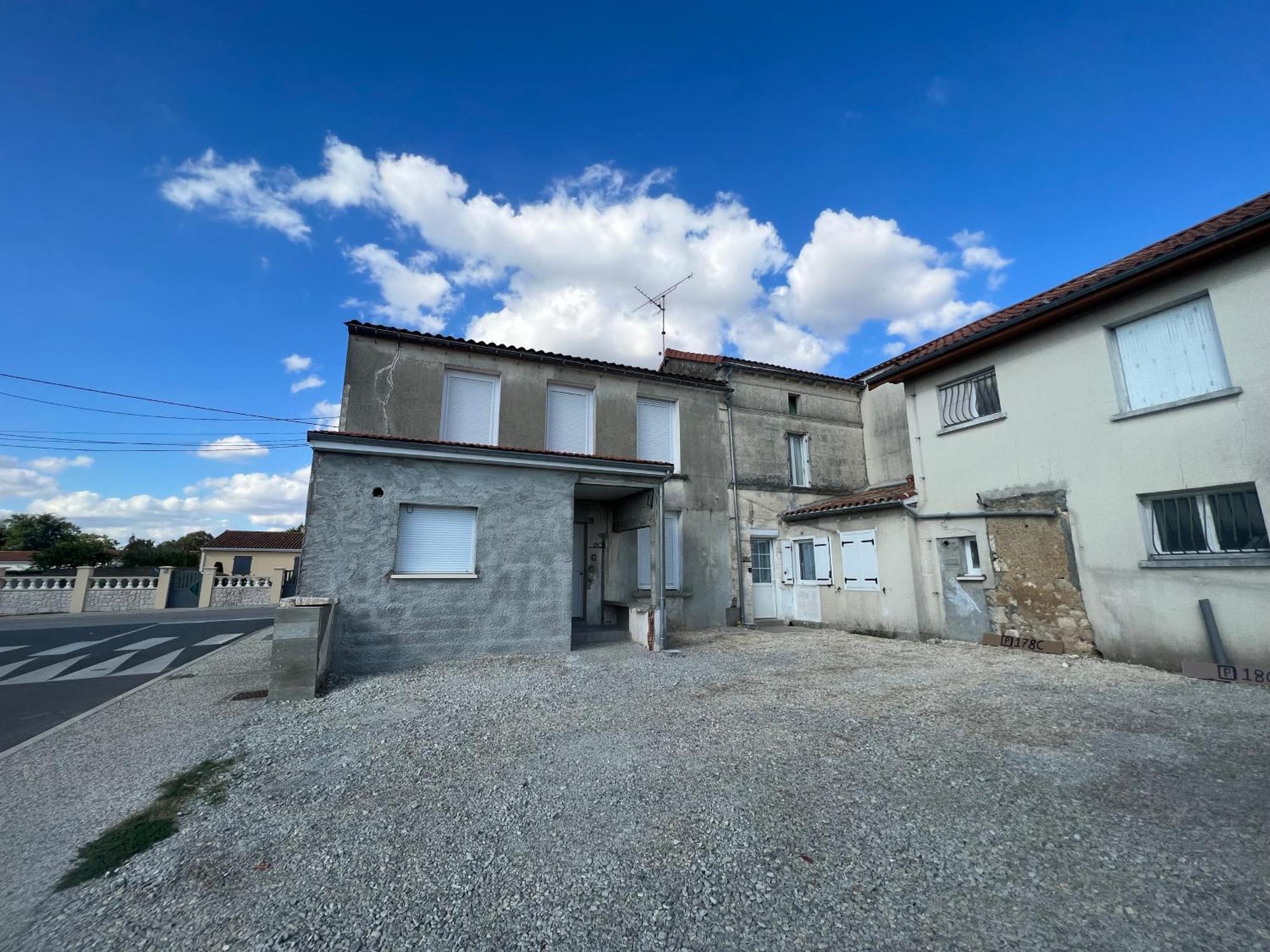 180B - Duplex T2 Tout Confort - Wifi Netflix Le Gond-Pontouvre Dış mekan fotoğraf